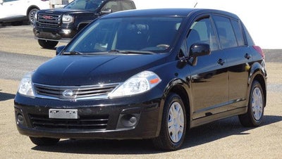 2011 Nissan Versa 1.8 S