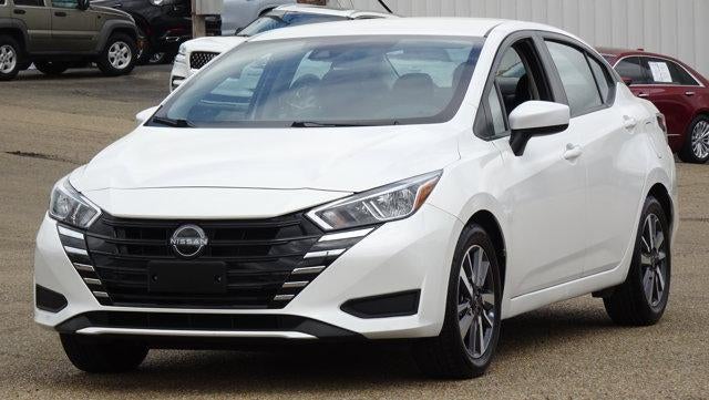 2023 Nissan Versa SV
