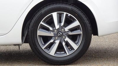 2023 Nissan Versa SV