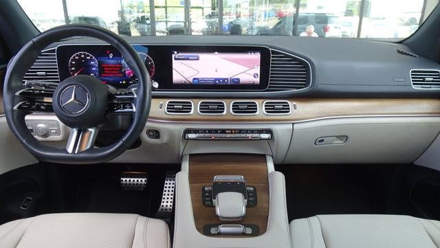 2025 Mercedes-Benz GLS 450
