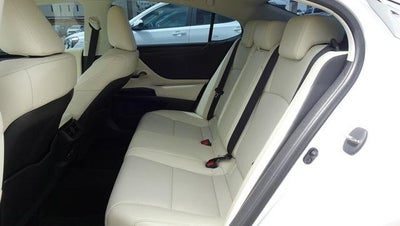 2022 Lexus ES 