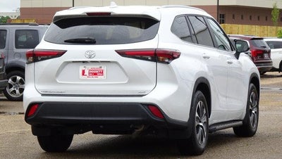 2024 Toyota Highlander XLE