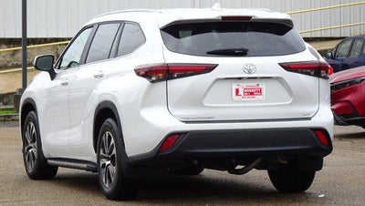 2024 Toyota Highlander XLE