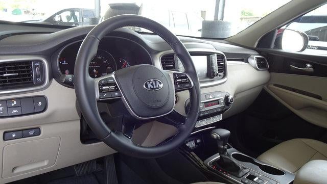 2020 Kia Sorento EX V6