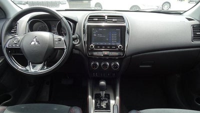 2024 Mitsubishi Outlander Sport SE