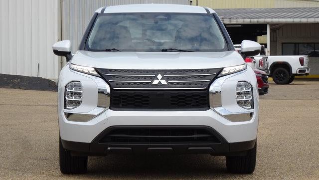 2022 Mitsubishi Outlander ES