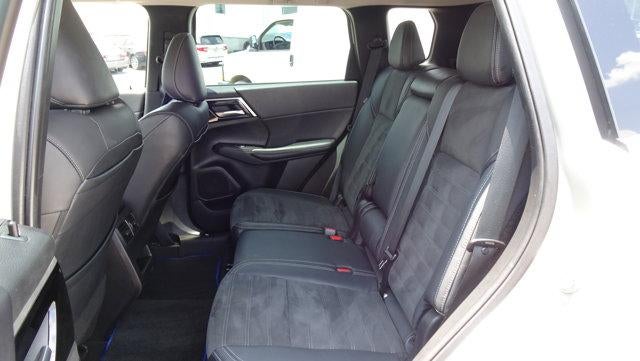 2023 Mitsubishi Outlander PHEV SE