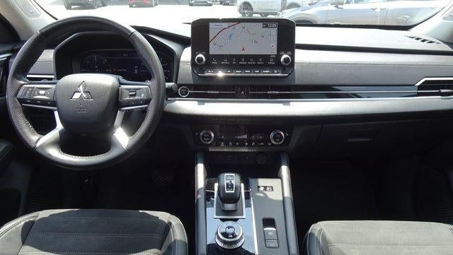 2023 Mitsubishi Outlander PHEV SE