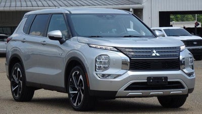 2023 Mitsubishi Outlander PHEV SE