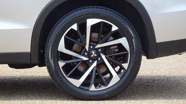 2023 Mitsubishi Outlander PHEV SE