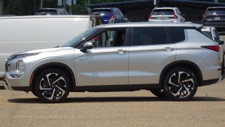 2023 Mitsubishi Outlander PHEV SE