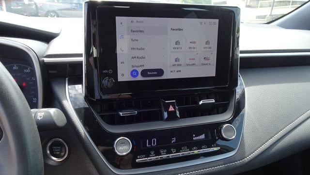 2024 Toyota Corolla Hatchback SE