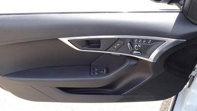 2019 Jaguar F-TYPE P300