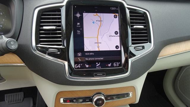 2022 Volvo XC90 Momentum