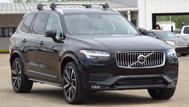 2022 Volvo XC90 Momentum