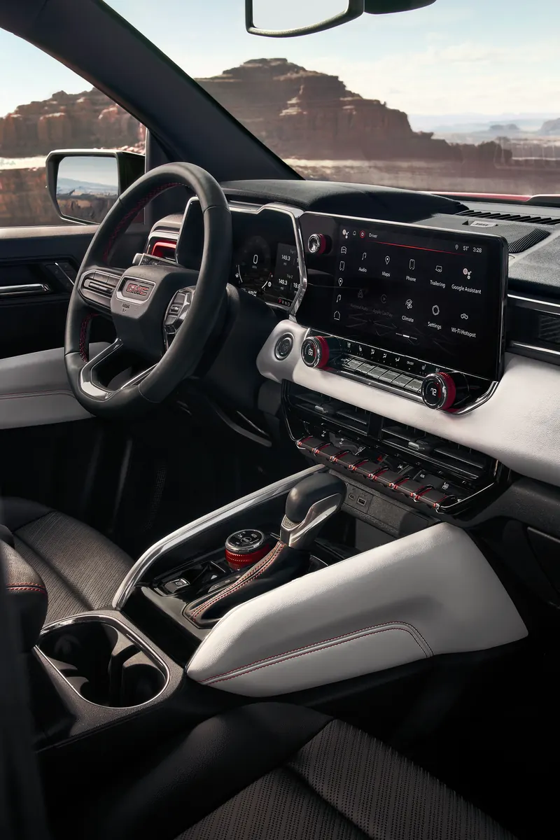 2026 GMC Canyon infotainment system at Dossett Big 4 Buick GMC in TUPELO MS